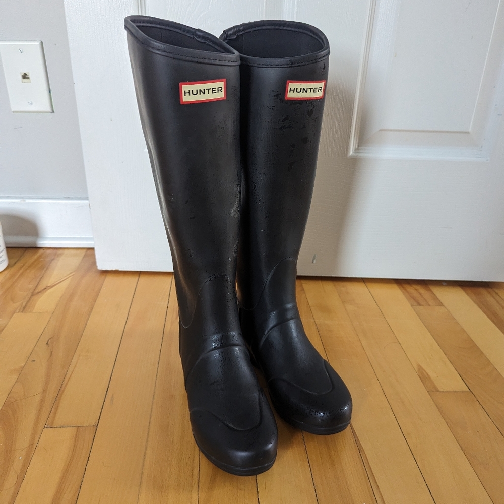 HUNTER tall rain boots black SZ 35/36